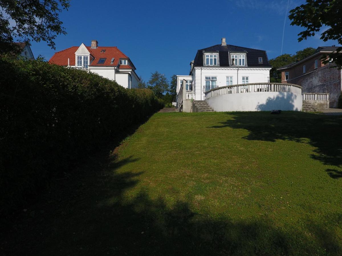 Aday - Villa Firenze - 2 Bedrooms Bright Apartment オールボー エクステリア 写真
